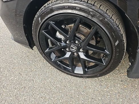 Used 2025 Honda Civic Sport image 18