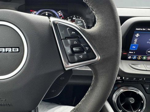 Used 2022 Chevrolet Camaro SS image 25