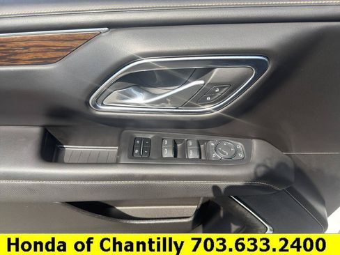 Used 2023 Chevrolet Tahoe Premier AWD/4WD image 22