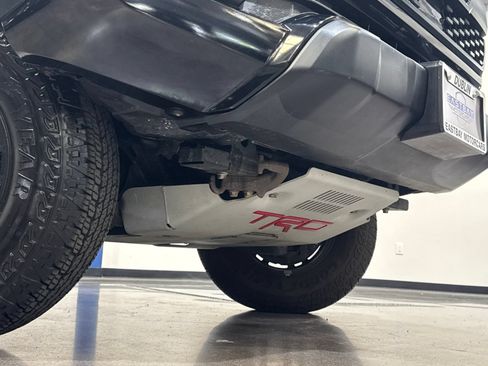 Used 2020 Toyota Tacoma TRD Pro AWD/4WD image 5