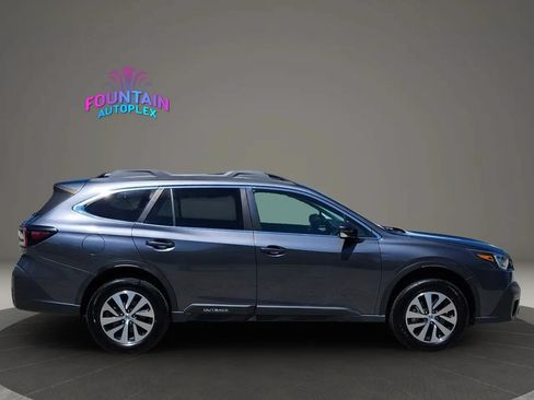 Used 2022 Subaru Outback Premium AWD/4WD image 9