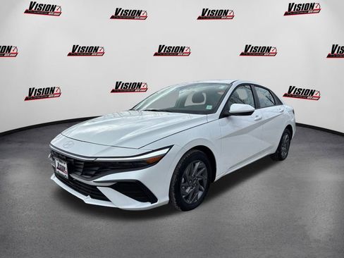 New 2025 Hyundai Elantra Blue image 1