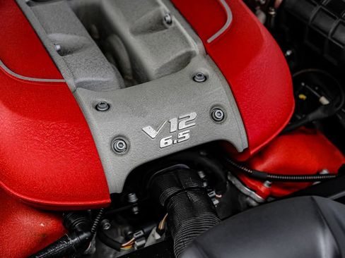 Used 2019 Ferrari 812 Superfast RWD image 50