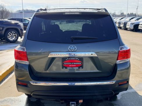 Used 2013 Toyota Highlander SE image 3