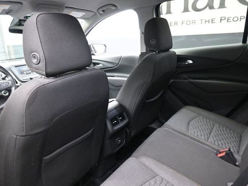 Used 2021 Chevrolet Equinox LT image 23