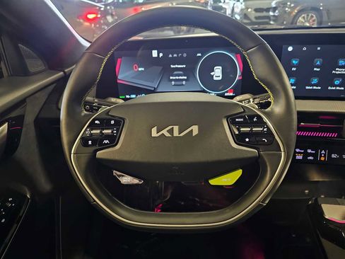 Used 2023 Kia EV6 GT image 11