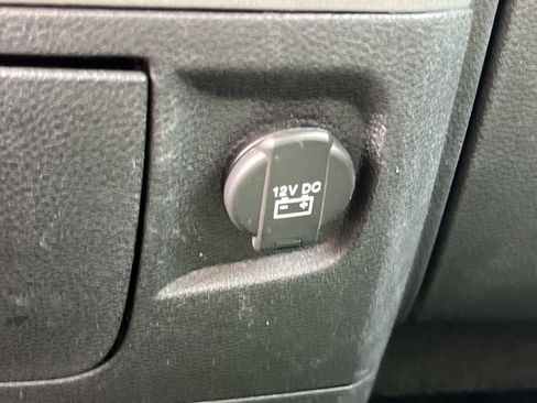 Used 2014 RAM 1500 Express AWD/4WD image 31