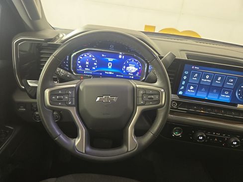 Certified 2023 Chevrolet Silverado 1500 RST AWD/4WD image 14