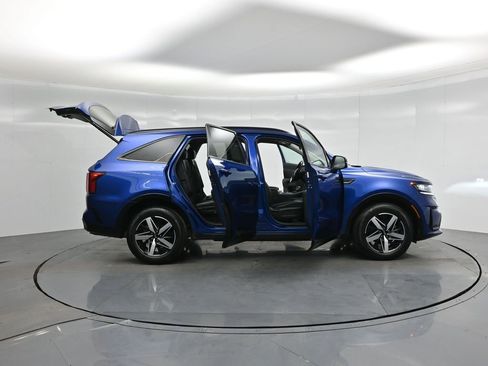 Used 2021 Kia Sorento EX image 5