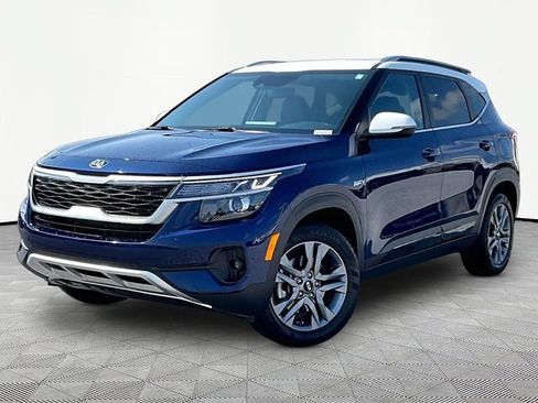 Used 2021 Kia Seltos S AWD/4WD image 3