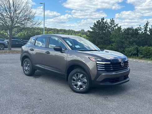 New 2026 Nissan Kicks S FWD image 2