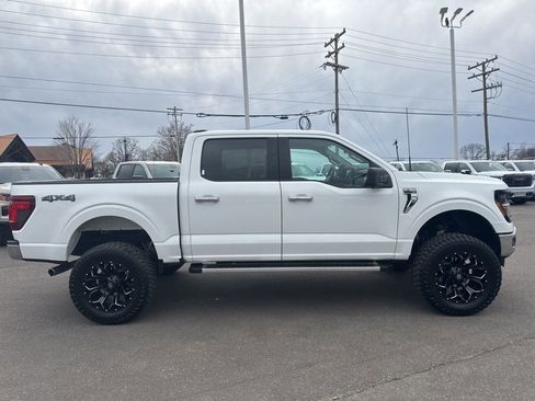 Used 2024 Ford F150 XLT image 6