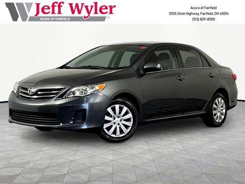 Used 2013 Toyota Corolla LE FWD image 1