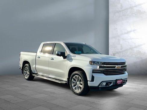 Used 2022 Chevrolet Silverado 1500 High Country w/ Z71 Off-Road Package image 16