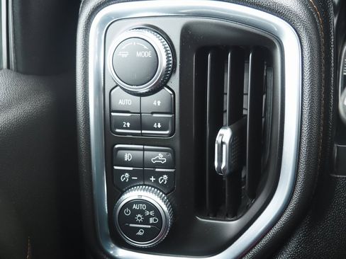 Used 2021 GMC Sierra 1500 AT4 w/ AT4 Premium Package image 25