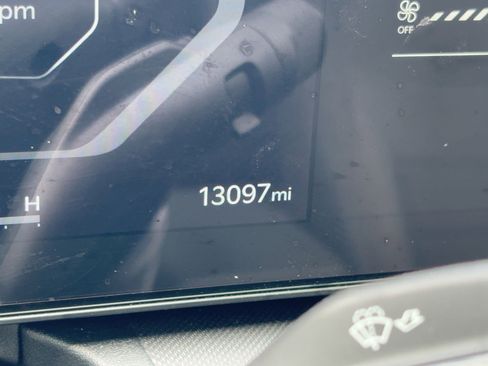 Used 2025 Kia K4 EX image 21