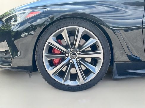 Used 2021 INFINITI Q60 Red Sport 400 w/ Proactive Package RWD image 32