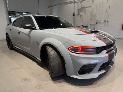 Used 2020 Dodge Charger SRT Hellcat w/ Harman/Kardon Audio Group image 4