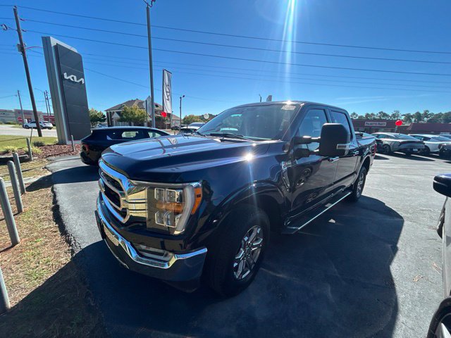 Used 2023 Ford F150 XLT w/ Equipment Group 302A High AWD/4WD image 3