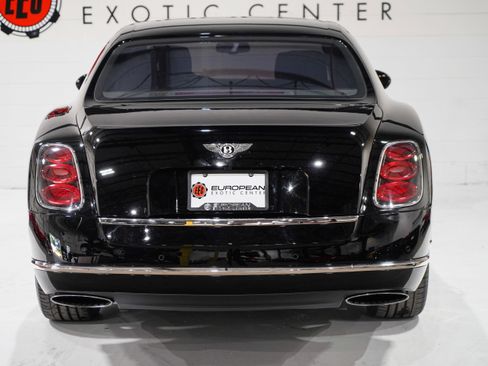 Used 2016 Bentley Mulsanne Speed RWD image 3