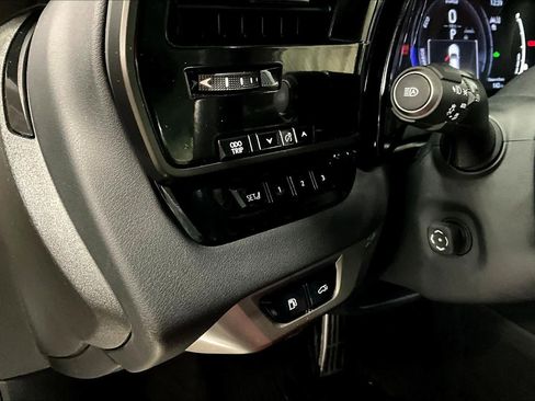 Used 2024 Lexus RX 500h F Sport image 32