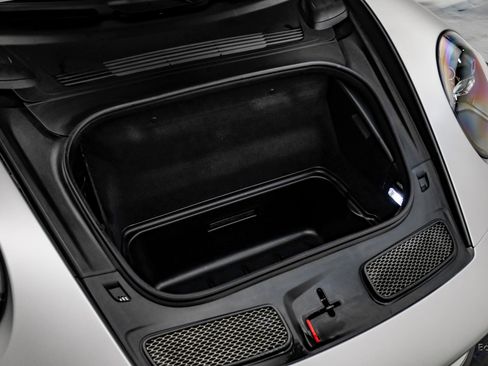 Used 2024 Porsche 911 GT3 image 89