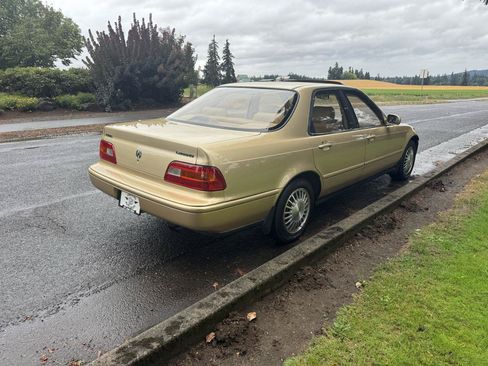 Used 1991 Acura Legend LS FWD image 5
