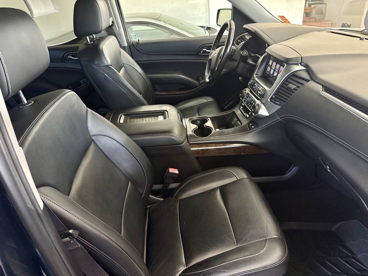 Used 2017 Chevrolet Tahoe LT AWD/4WD image 23