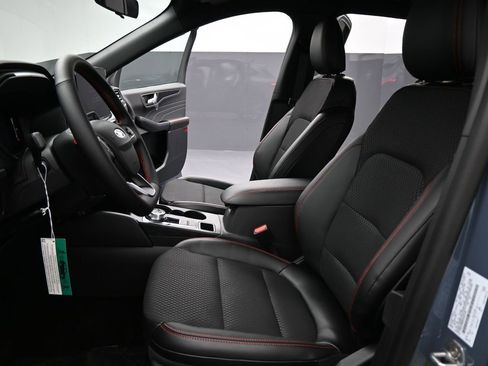 New 2025 Ford Escape ST-Line w/ Equipment Group 301A image 8