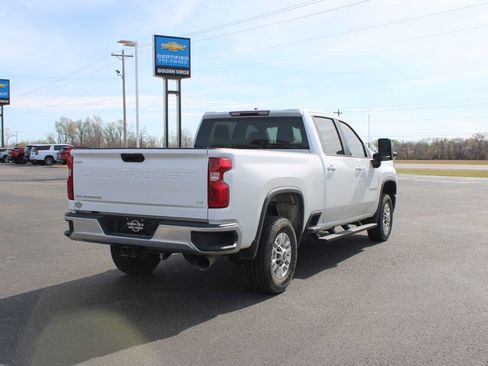 Used 2020 Chevrolet Silverado 2500 LT w/ Z71 Off-Road Package image 9