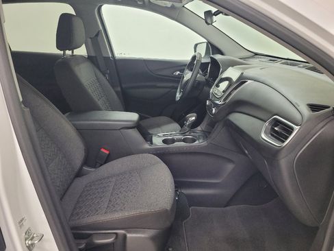 Used 2024 Chevrolet Equinox LT image 21