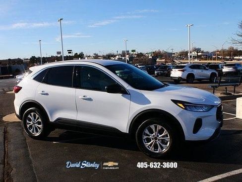 Used 2024 Ford Escape Active image 1