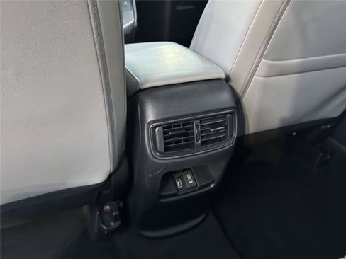 Used 2018 Honda CR-V EX-L image 16