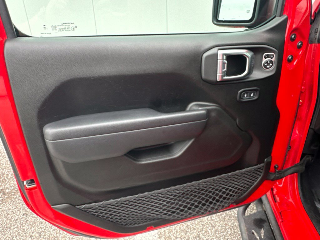 Used 2024 Jeep Gladiator Sport AWD/4WD image 13