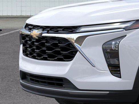 New 2026 Chevrolet Trax LT w/ Driver Confidence Package image 14