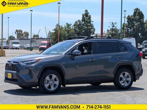 Used 2023 Toyota RAV4 XLE w/ Convenience Package FWD image 3