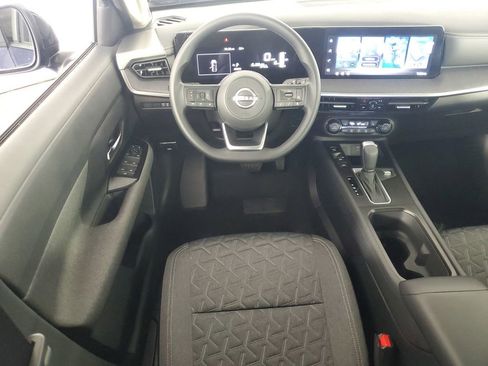 Used 2026 Nissan Kicks SV w/ SV Premium Package image 14