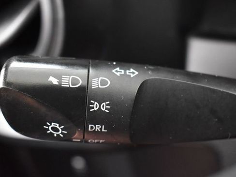 Used 2020 Toyota Tacoma SR w/ SR Convenience Package image 25