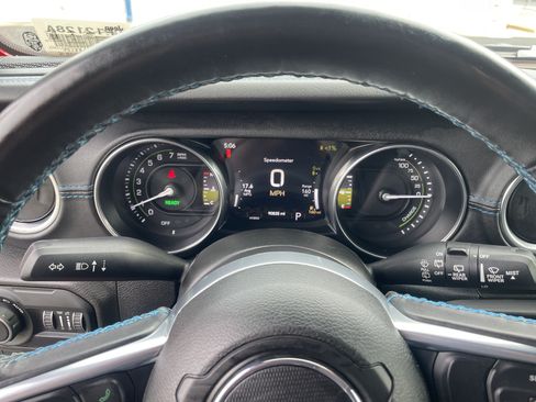 Used 2022 Jeep Wrangler Unlimited Rubicon 4xe w/ Steel Bumper Group AWD/4WD image 20