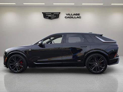 New 2026 Cadillac Lyriq V image 2