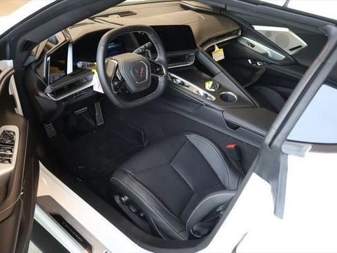 New 2026 Chevrolet Corvette Stingray image 11