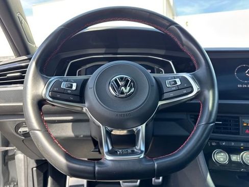 Used 2021 Volkswagen Jetta GLI Autobahn image 19