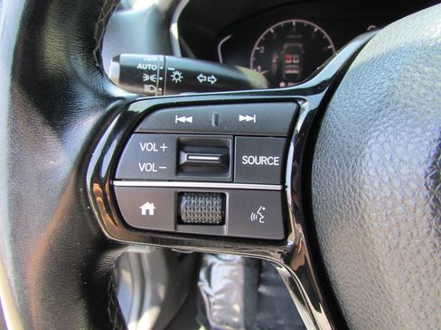 Used 2022 Honda Civic Sport image 24