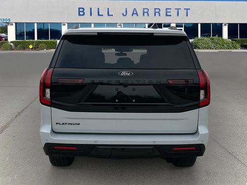 New 2025 Ford Expedition Platinum w/ Stealth Appearance Package image 5