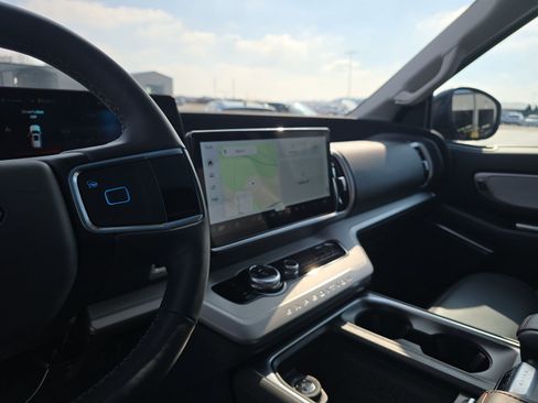 Certified 2025 Ford Expedition Max Active AWD/4WD image 19