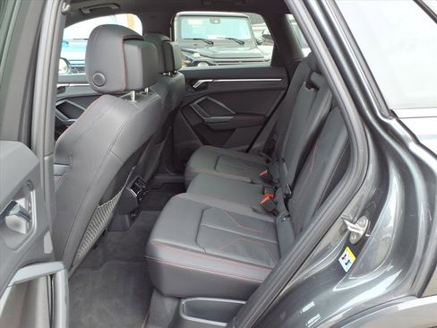 Certified 2025 Audi Q3 2.0T Premium Plus w/ Premium Plus Package image 13