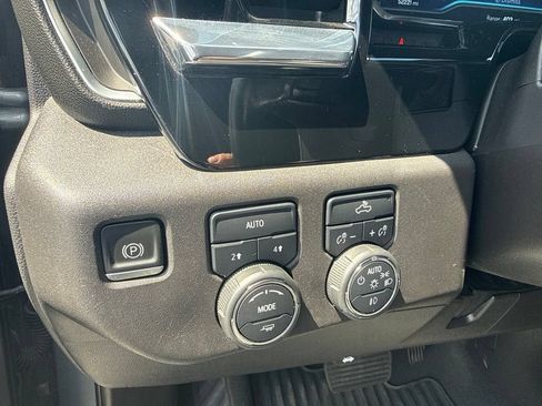 Used 2023 Chevrolet Silverado 1500 RST w/ LPO, Dark Essentials Package AWD/4WD image 11