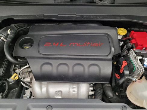 Used 2020 Jeep Compass Latitude w/ Popular Equipment Group AWD/4WD image 30