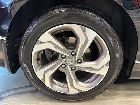 Used 2018 Honda Accord EX-L image 24