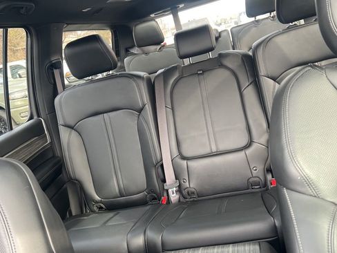 Used 2023 Jeep Wagoneer Series II w/ Premium Group I image 36